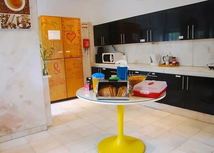 Hotel Carcavelos Surf 2*