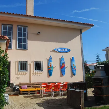 Carcavelos Surf Hotel