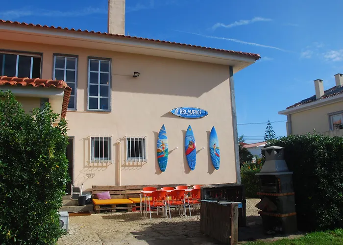 Carcavelos Surf Hotel